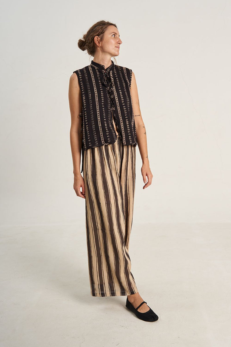 Zebra Stroll Pants cotton by World of Crow in black color for Worldwide