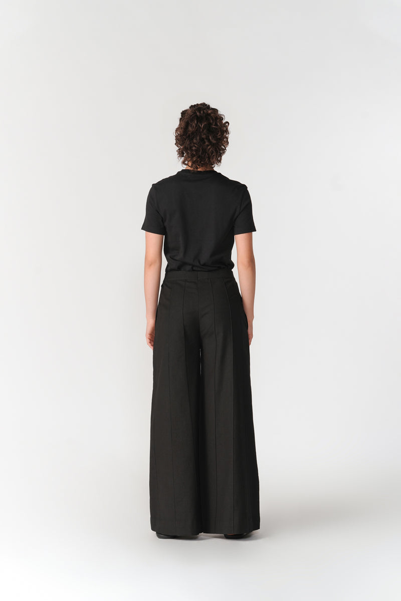 Wide Leg Pin-Tuck Pants pant/trouser by Turn Black in black for women Worldwide