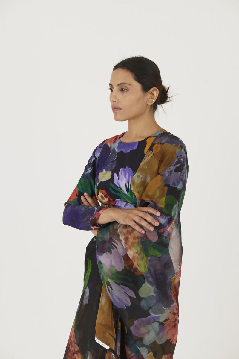 FARAH BLACK BLOUSE Blouses by Yam in black color for women Worldwide