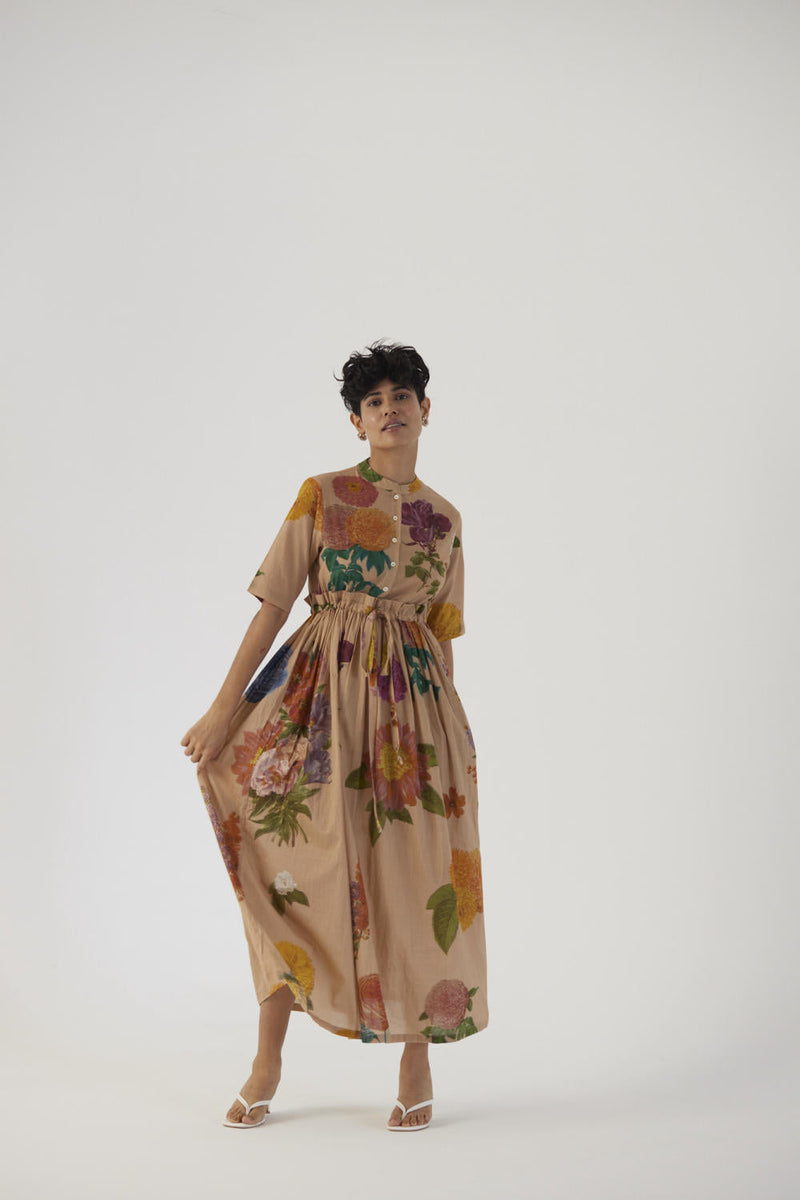 VINTAGE GARDEN GATHERED DRESS cotton Dress by Yam in beige color for women Worldwide