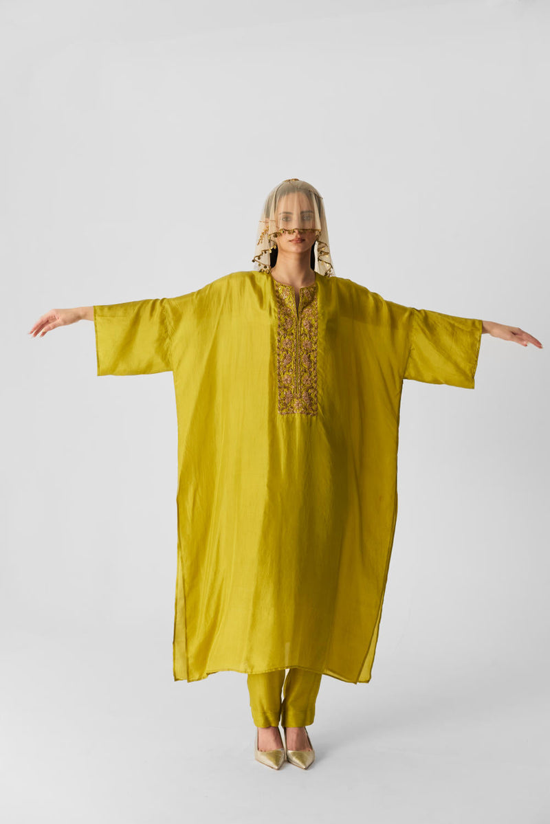 LIME KAFTAN SET silk by Yam for women Worldwide