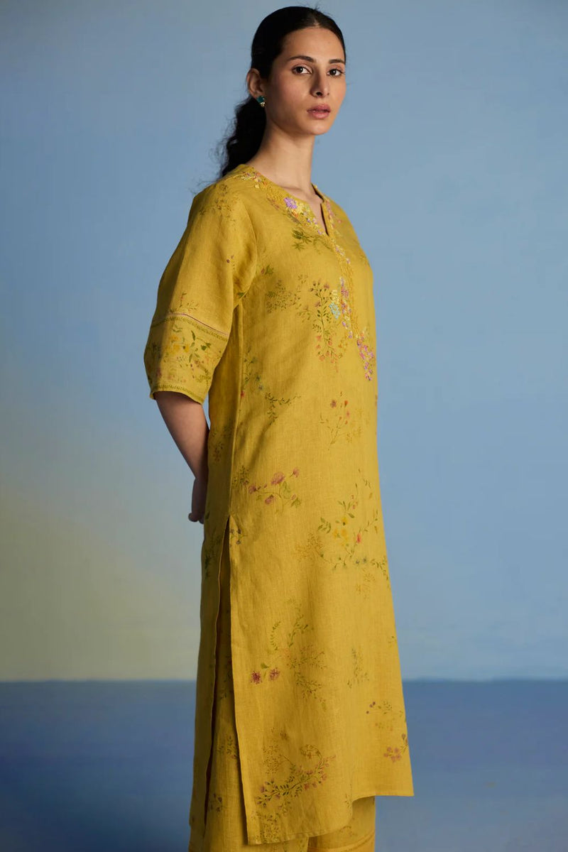 Para Hand-Embroidered Linen Kurta - Ochre linen by Manan for women Worldwide