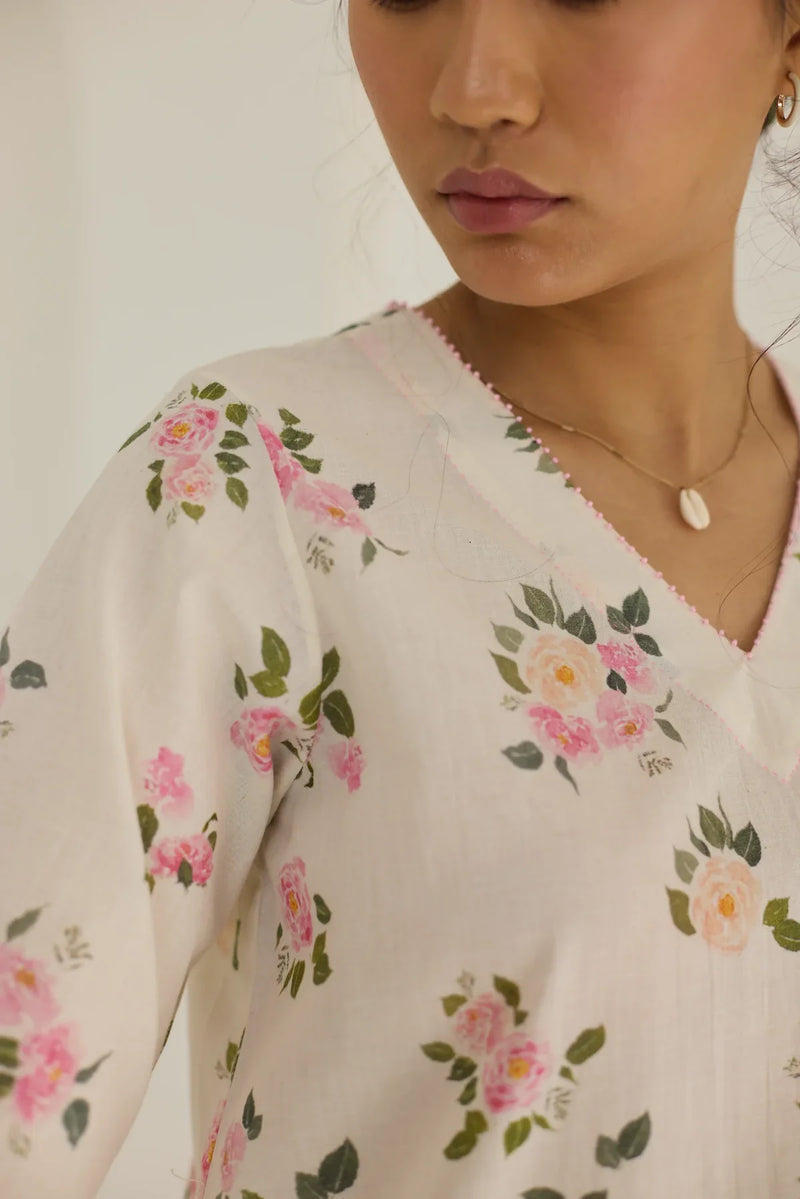 Desi Gulaab Short Kurta Set - V neck cotton by Nadiya Paar in white color for women Worldwide