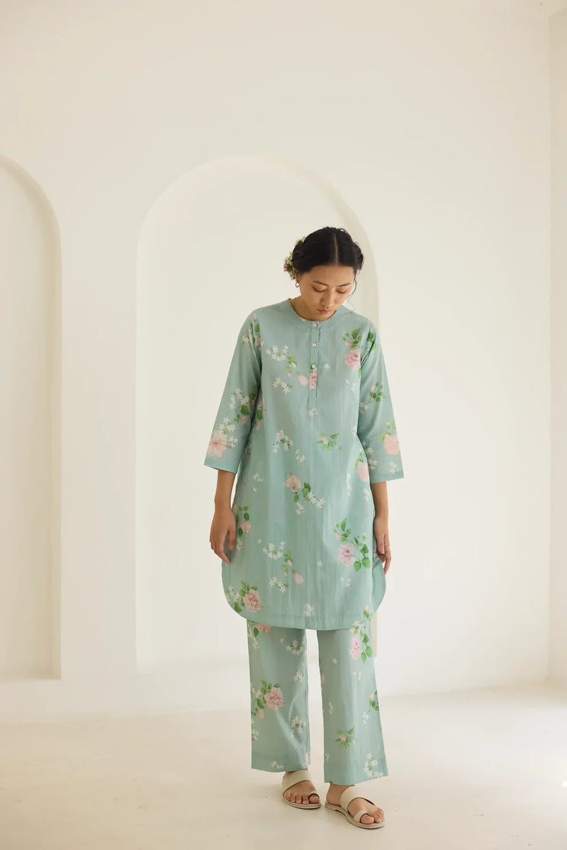 Pistachio Hibiscus Short Kurta Set cotton by Nadiya Paar in green color for women Worldwide