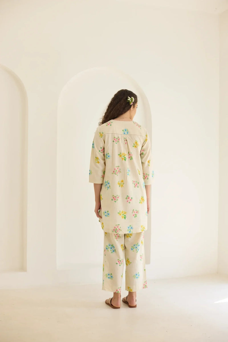 Periwinkle Short Kurta Set cotton by Nadiya Paar in white color for women Worldwide