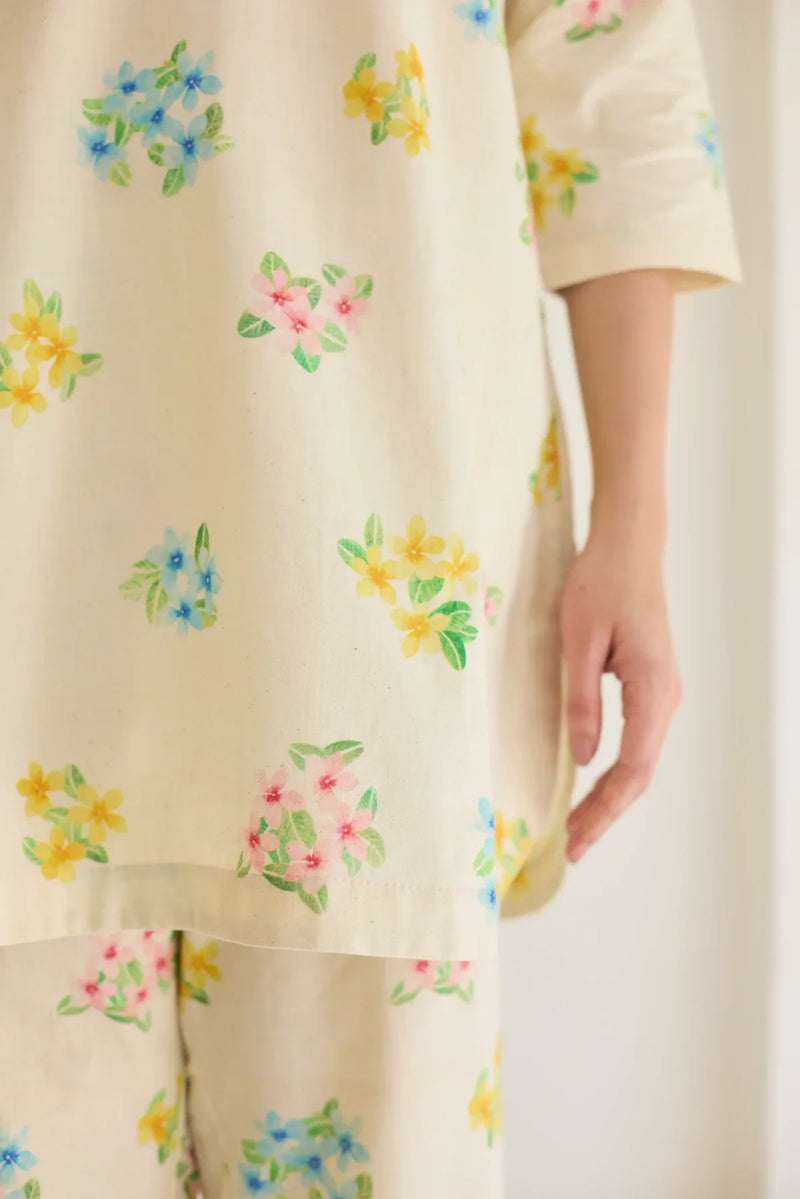 Periwinkle Short Kurta Set cotton by Nadiya Paar in white color for women Worldwide