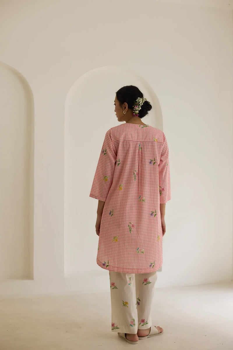 Pink Checks, Mallow Pants Short Kurta Set cotton by Nadiya Paar in pink color for women Worldwide