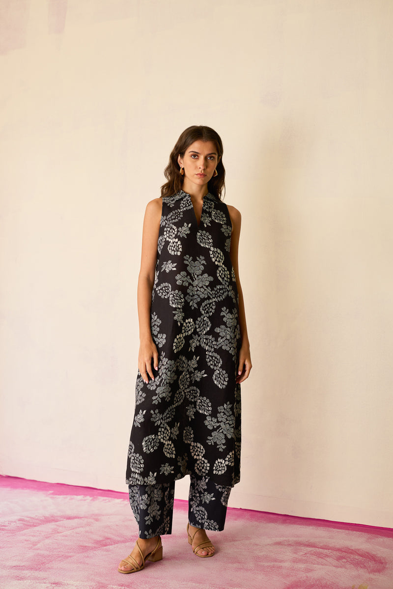 All-over Black Floral Ikat Co-ord Set linen co-ord set by World of SiSa in black for women Worldwide