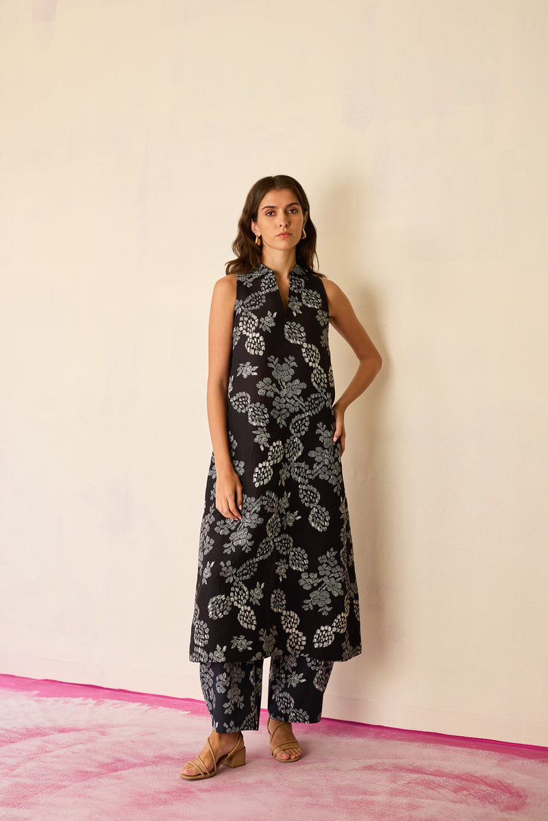 All-over Black Floral Ikat Co-ord Set linen co-ord set by World of SiSa in black for women Worldwide