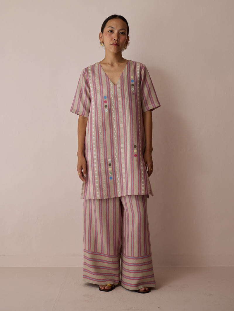 Selle Linen Applique Kurta Set-Natural linen co-ord set by Manan in off white for women Worldwide