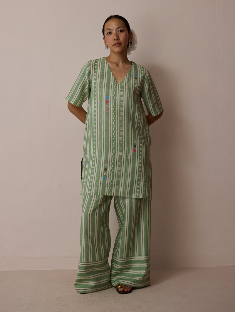 Selle Linen Applique Kurta Set-Fern linen co-ord set by Manan in green for women Worldwide