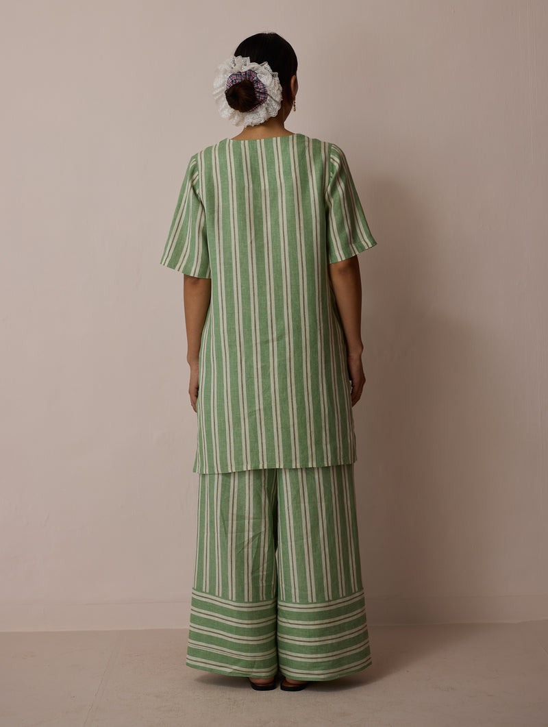 Selle Linen Applique Kurta Set-Fern linen co-ord set by Manan in green for women Worldwide