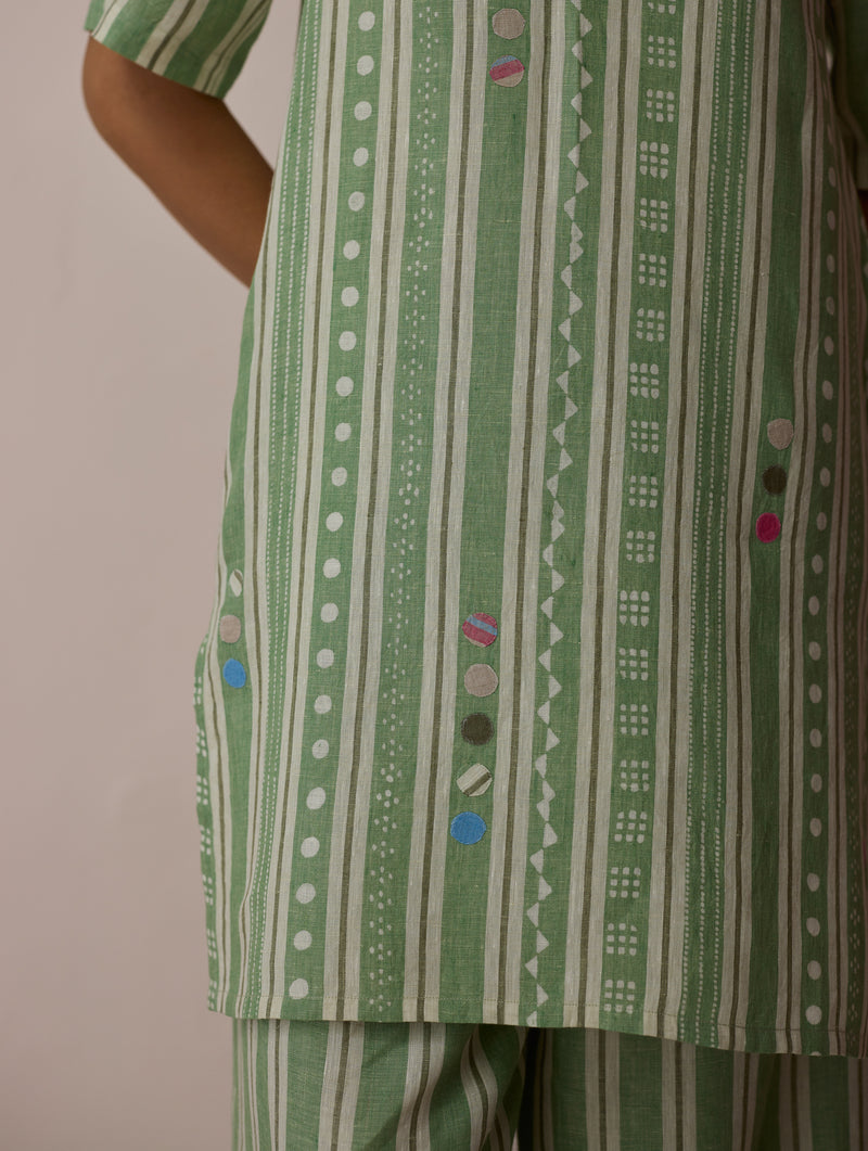 Selle Linen Applique Kurta Set-Fern linen co-ord set by Manan in green for women Worldwide