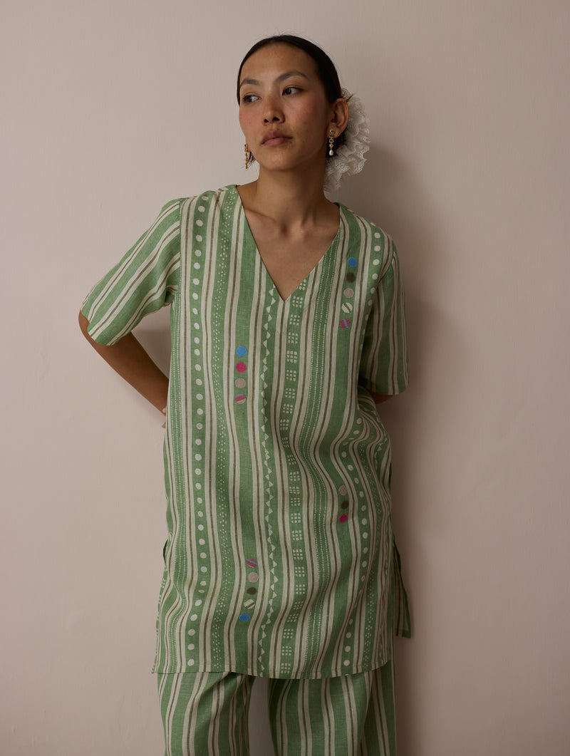 Selle Linen Stripe Applique Kurta-Fern linen tunics/kaftan by Manan in green for women Worldwide