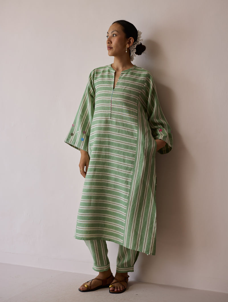 Parvee Block-Printed Linen Angrakha Kurta-Fern linen tunics/kaftan by Manan in ivory for women Worldwide