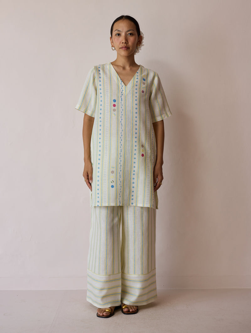Selle Linen Applique Kurta Set-Ivory linen co-ord set by Manan in ivory for women Worldwide