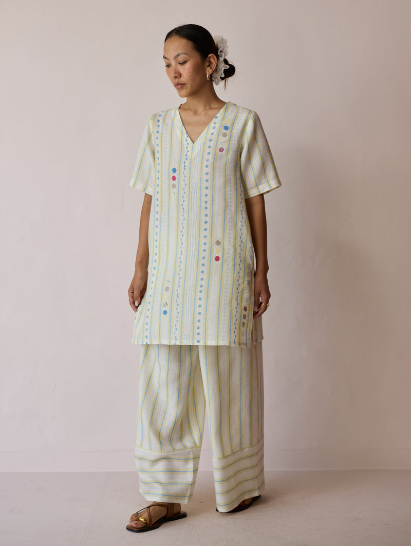 Selle Linen Applique Kurta Set-Ivory linen co-ord set by Manan in ivory for women Worldwide