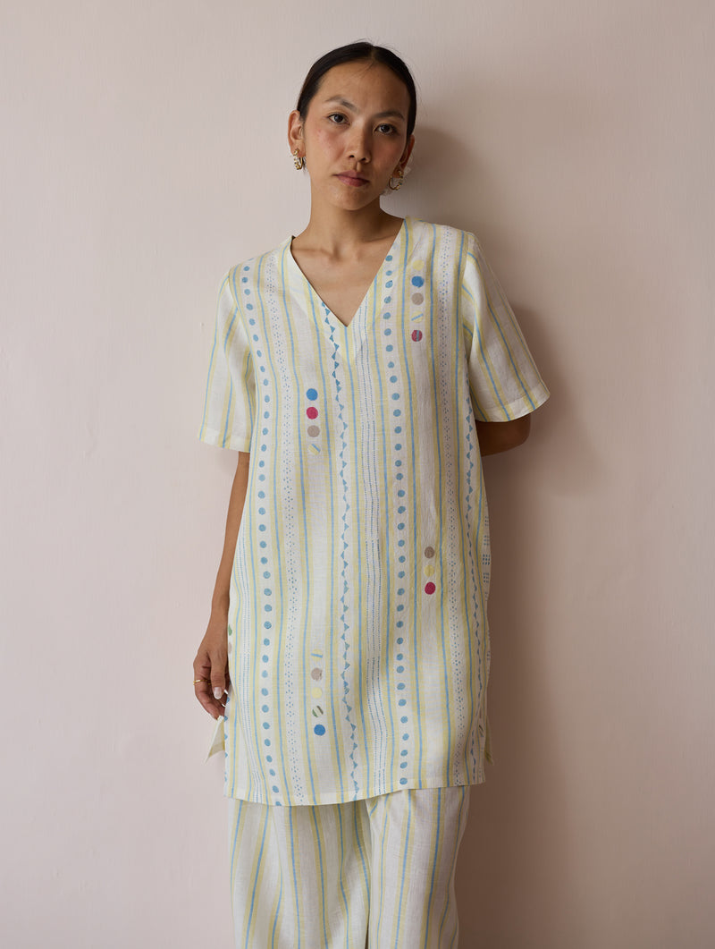 Selle Linen Applique Kurta Set-Ivory linen co-ord set by Manan in ivory for women Worldwide