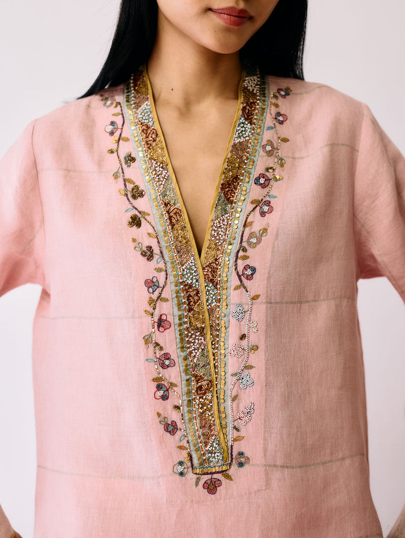 Naar Hand-Embroidered Metallic Kurta Set-Pink linen kurta/kurta set by Manan in pink for women Worldwide
