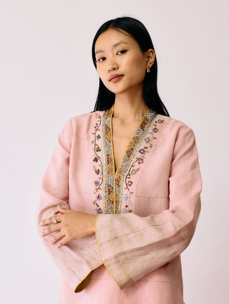 Naar Hand-Embroidered Metallic Kurta-Pink linen kurta/kurta set by Manan in pink for women Worldwide