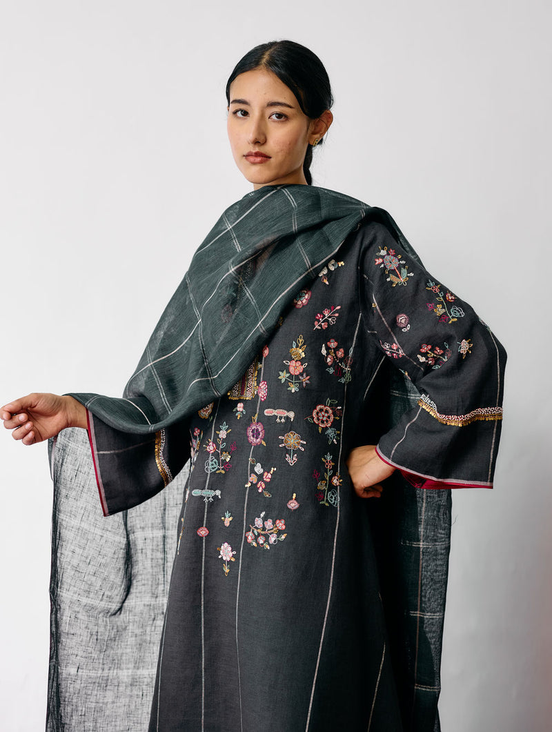 Ura Hand-Embroidered Metallic Linen Kurta Set-Charcoal linen kurta/kurta set by Manan in black for women Worldwide