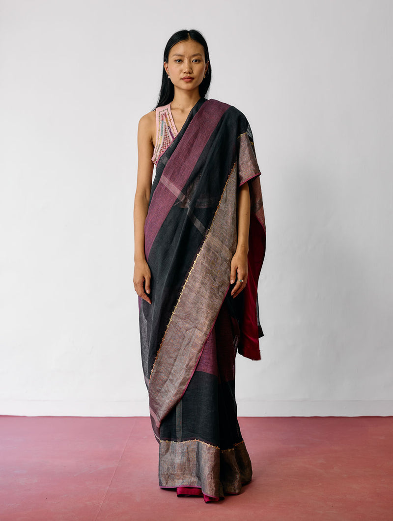 Afra Metallic Handloom Linen Saree-Metallic Charcoal linen saree by Manan in black for women Worldwide
