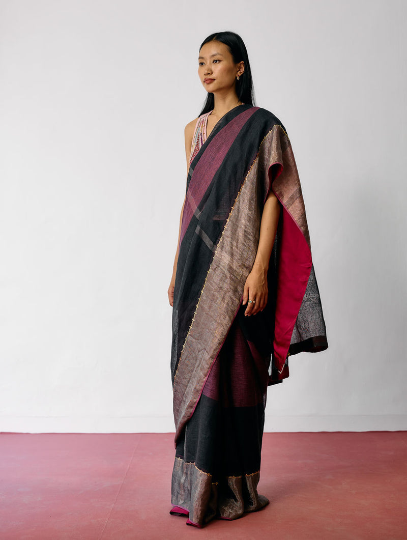 Afra Metallic Handloom Linen Saree-Metallic Charcoal linen saree by Manan in black for women Worldwide