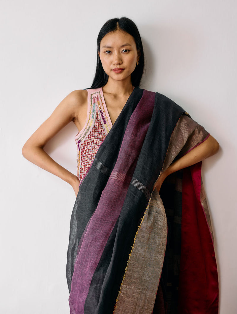 Afra Metallic Handloom Linen Saree-Metallic Charcoal linen saree by Manan in black for women Worldwide