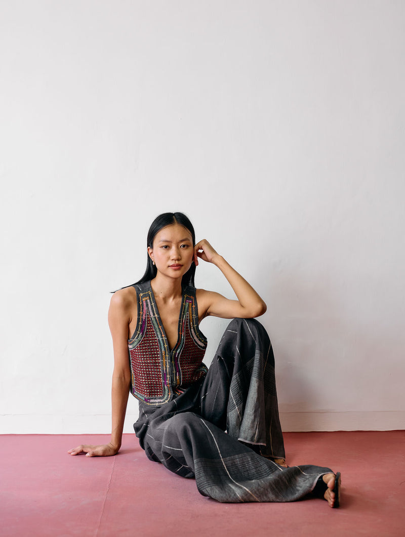 Kaya Hand-Embroidered Co-ord-Charcoal linen co-ord set by Manan in black for women Worldwide