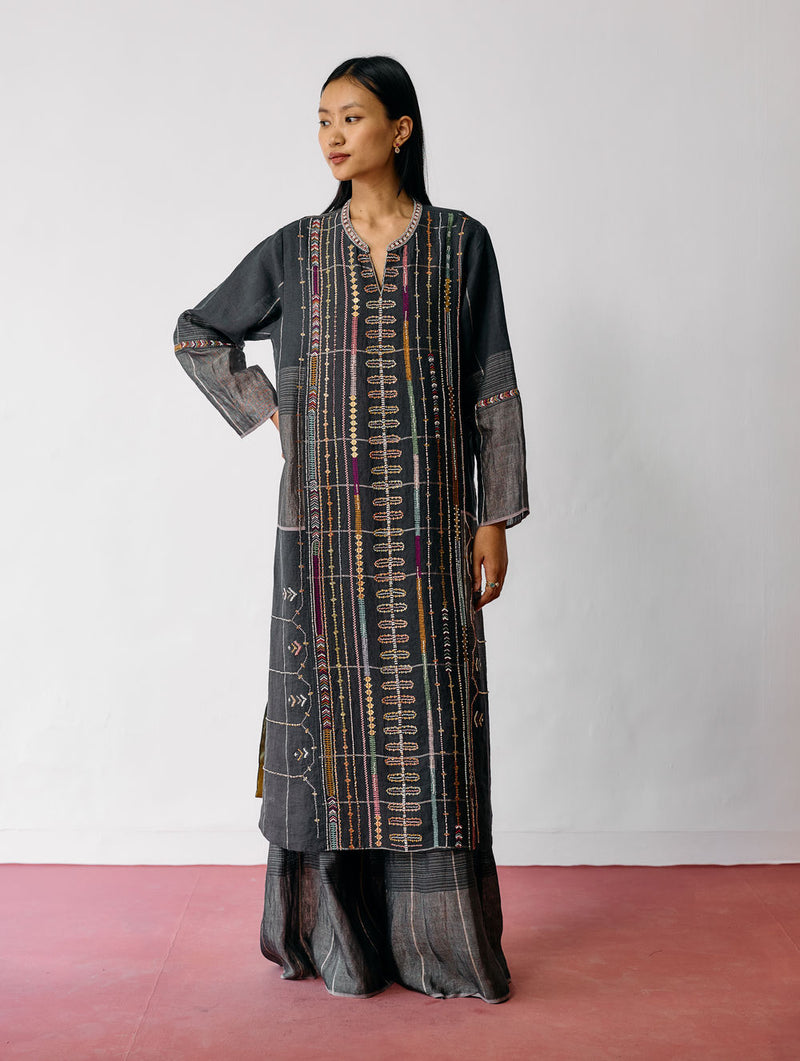 Aicha Hand-Embroidered Panelled Kurta-Charcoal linen kurta/kurta set by Manan in black for women Worldwide