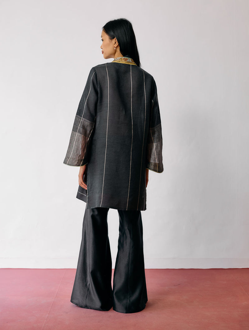 Naar Hand-Embroidered Metallic Kurta Set-Charcoal linen kurta/kurta set by Manan in black for women Worldwide
