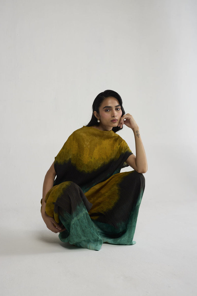 Uri Pintucks Top top/shirt by YAM-ORIENTAL GARDEN SEP'26 for women Worldwide