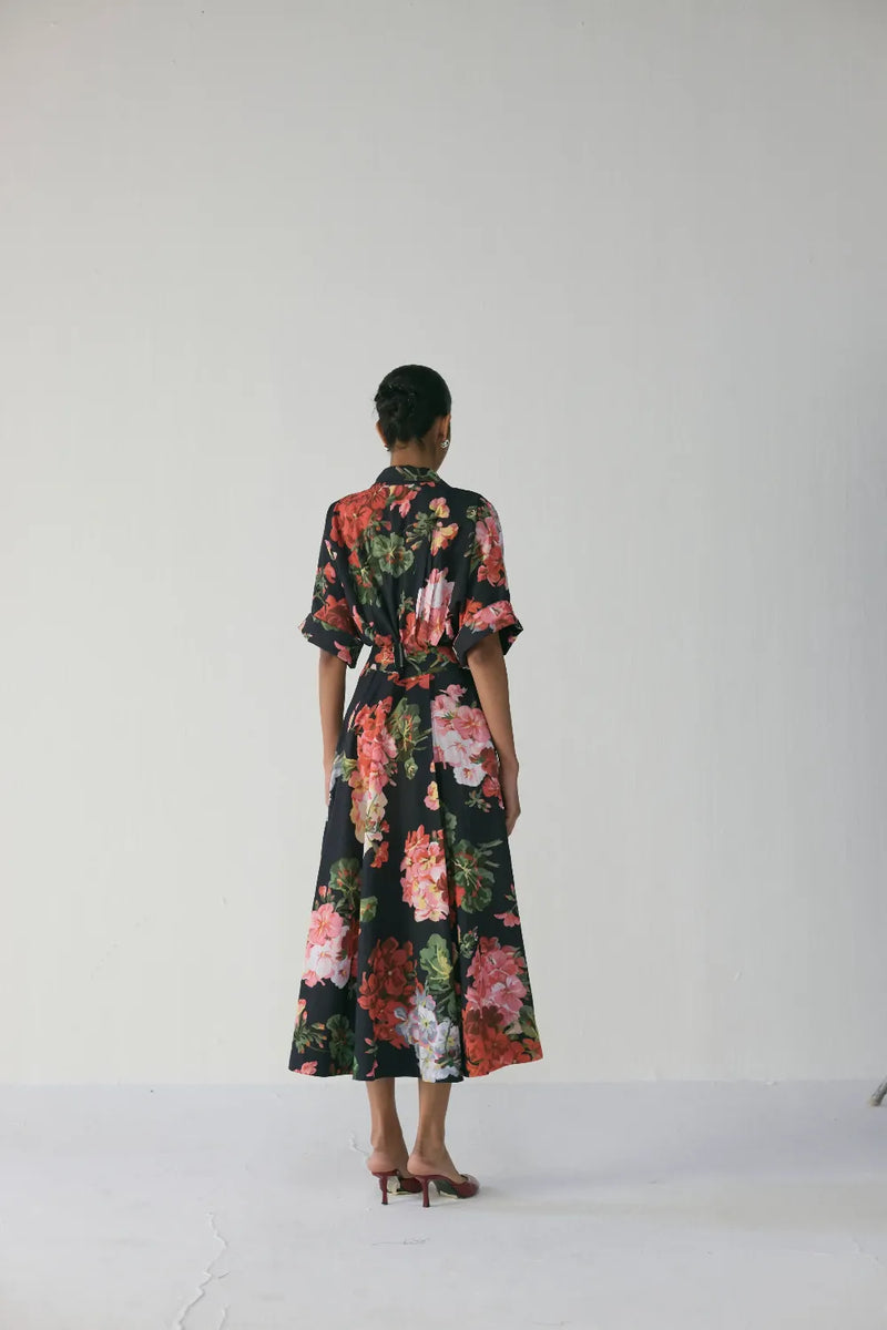 BLOODY MARY LONG COLLAR DRESS poplin by Yam in black color for women Worldwide