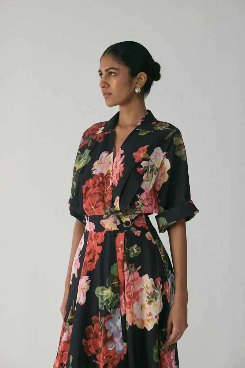 BLOODY MARY LONG COLLAR DRESS poplin by Yam in black color for women Worldwide
