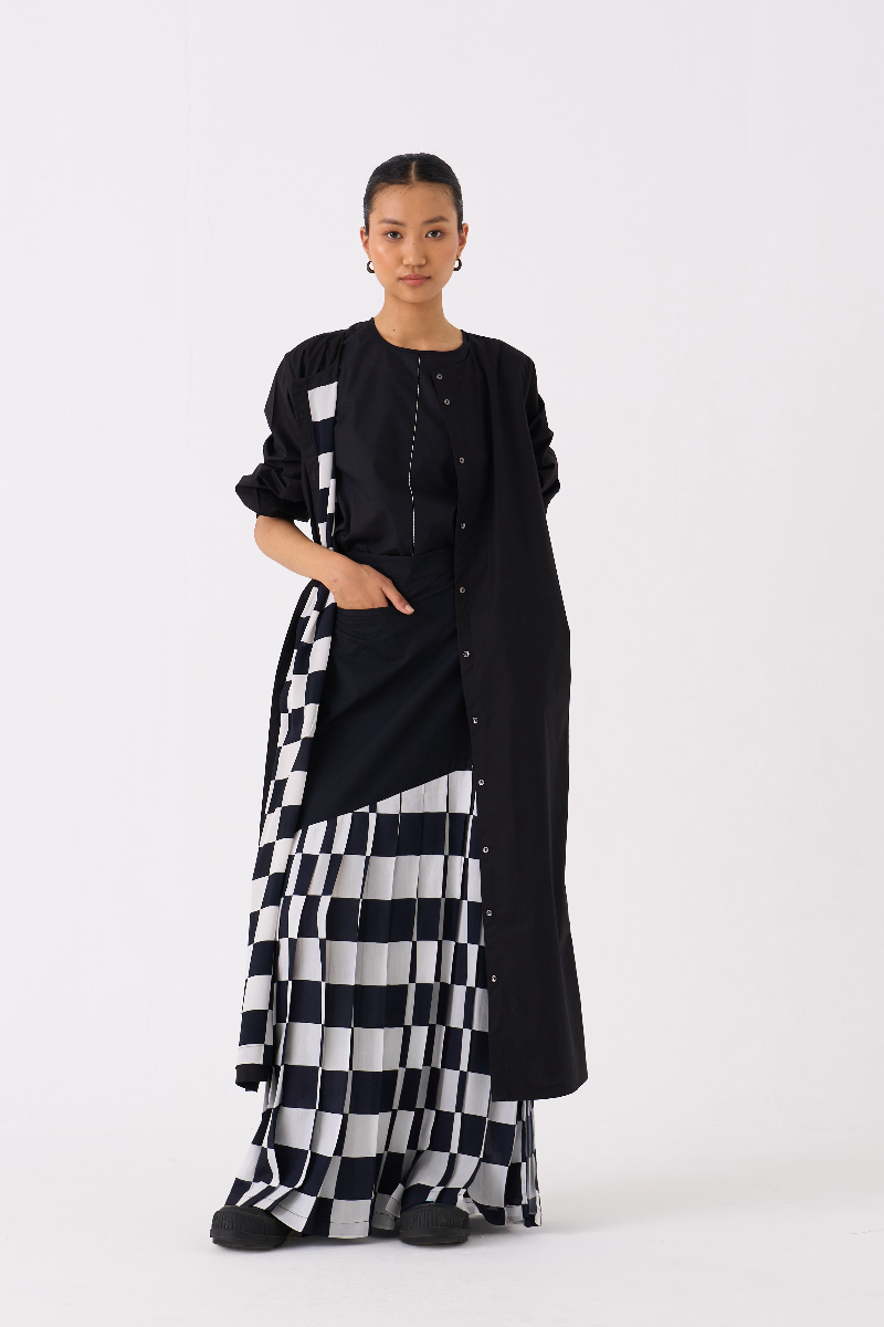 BACK YOKE JACKET CO-ORD 
(SET OF 3)-BLACK poplin by THREE in black color for women Worldwide