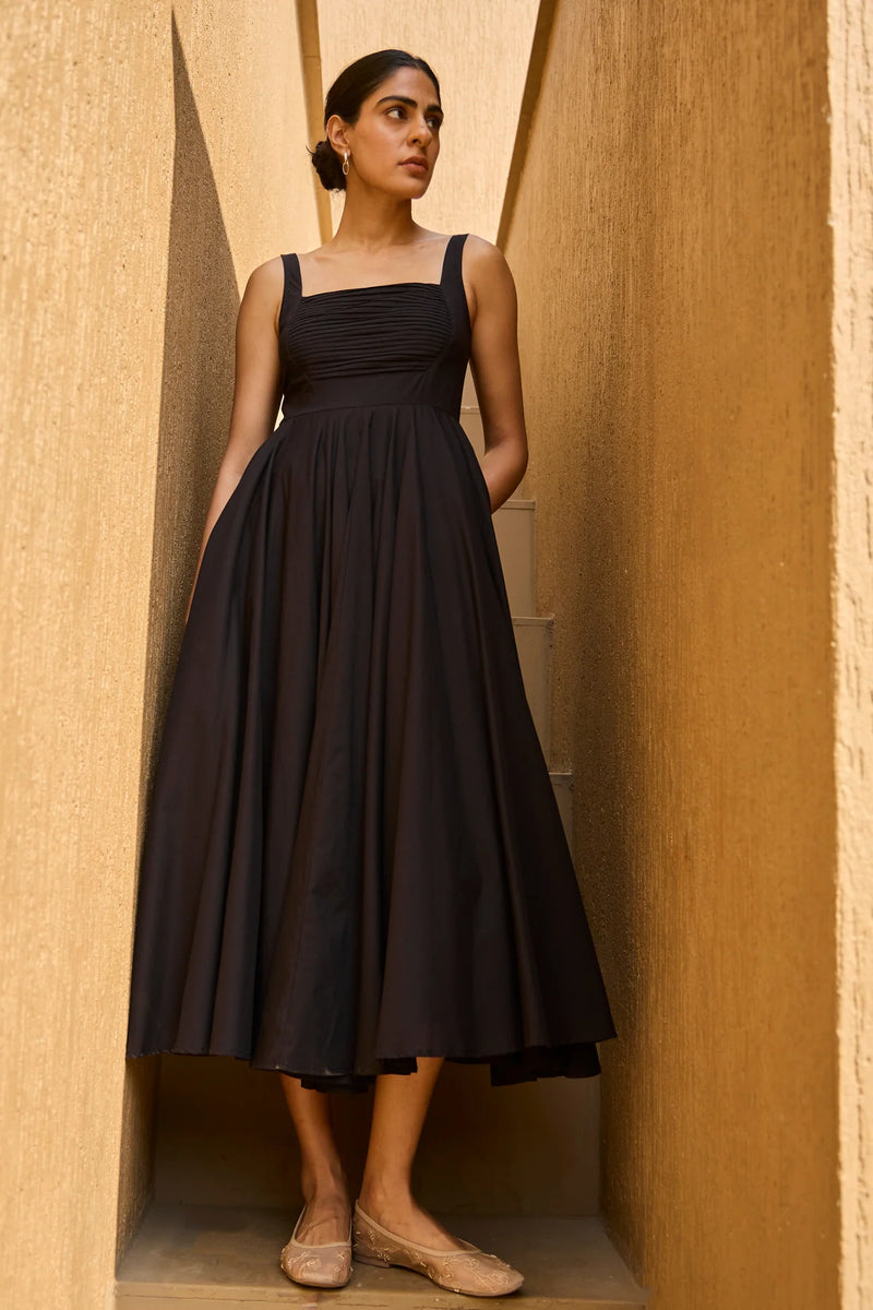 Manoor Black Organic Cotton Dress cotton by The Summer House in black color for women Worldwide