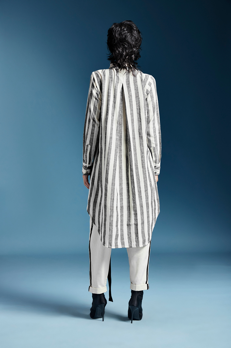 Andie Shirt in Kala Cotton-Bw Awning Stripes cotton by Chola for women Worldwide