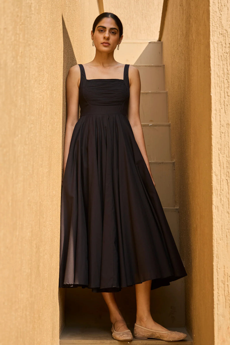 Manoor Black Organic Cotton Dress cotton by The Summer House in black color for women Worldwide