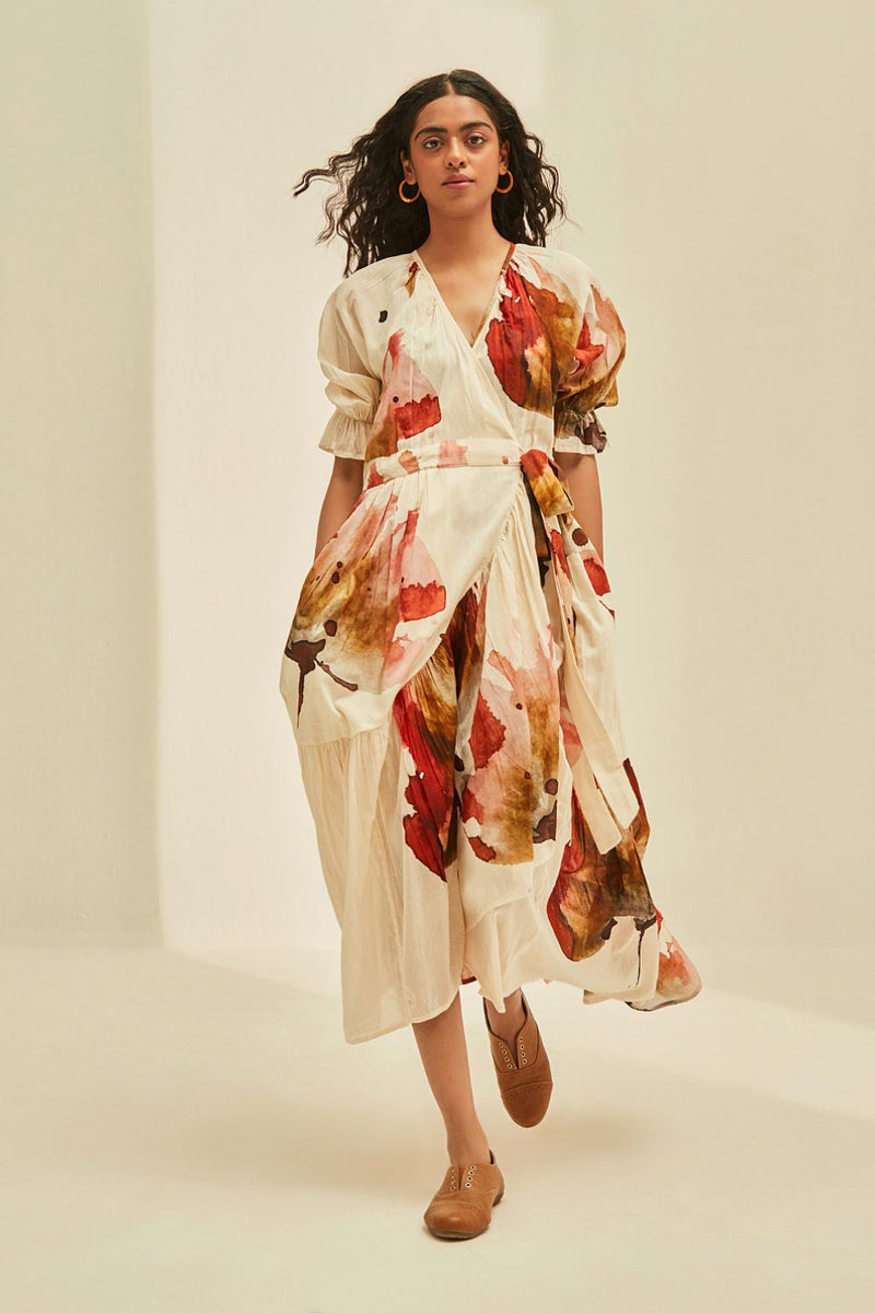 Wild poppy wrap Dress cotton by Khara Kapas in white for women Worldwide