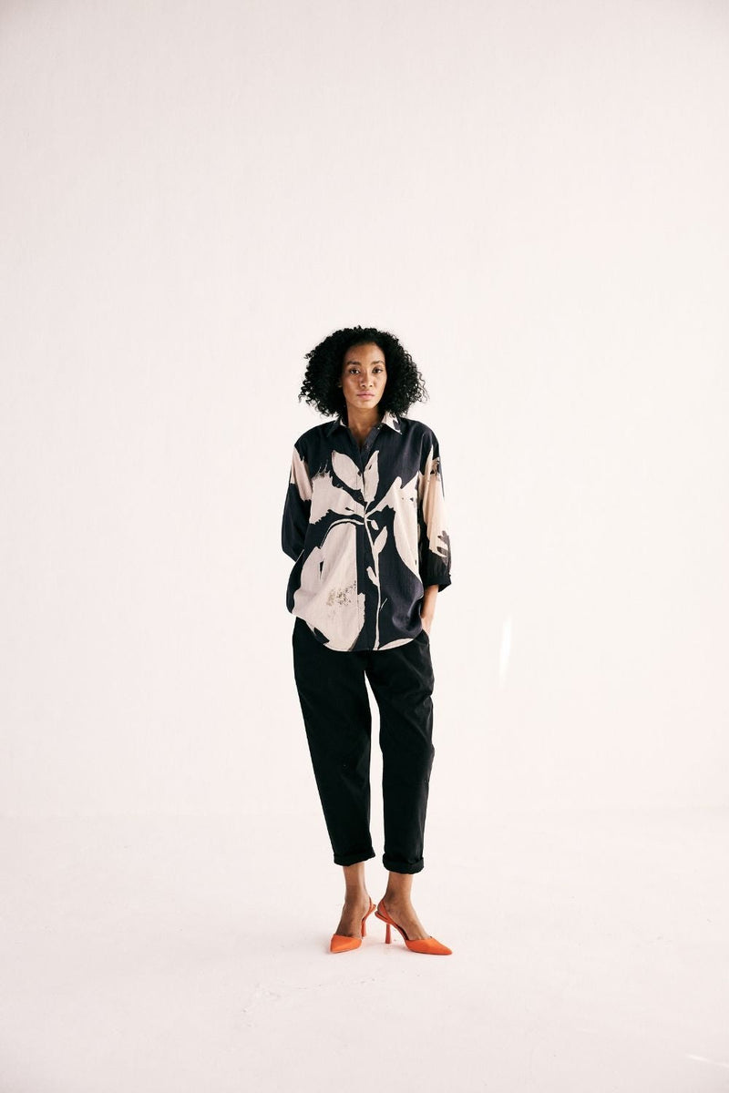 LUNA IRIS SHIRT cotton by Khara Kapas in black for women Worldwide