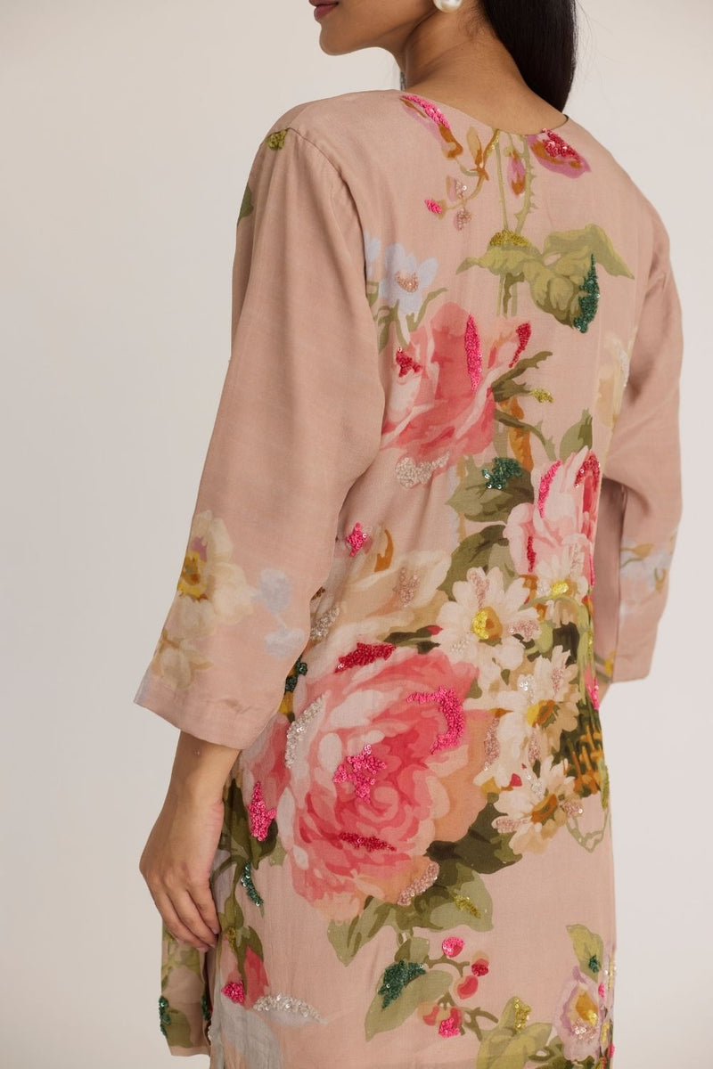 HAZEL EMBROIDERED KURTA SET by Yam in pink color for women Worldwide