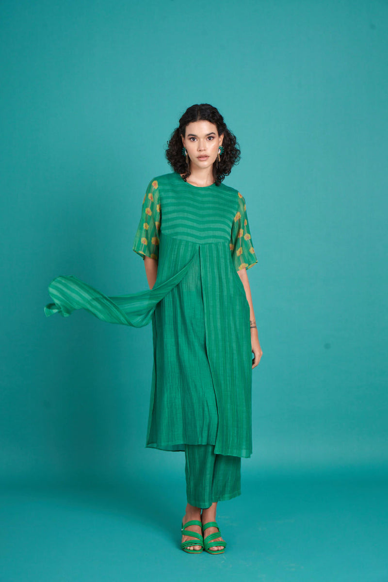 Abeer mul cotton silk kurta set silk by Priti Prashant in green color for women Worldwide