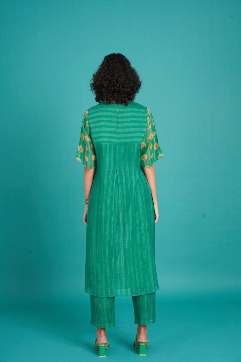 Abeer mul cotton silk kurta set silk by Priti Prashant in green color for women Worldwide