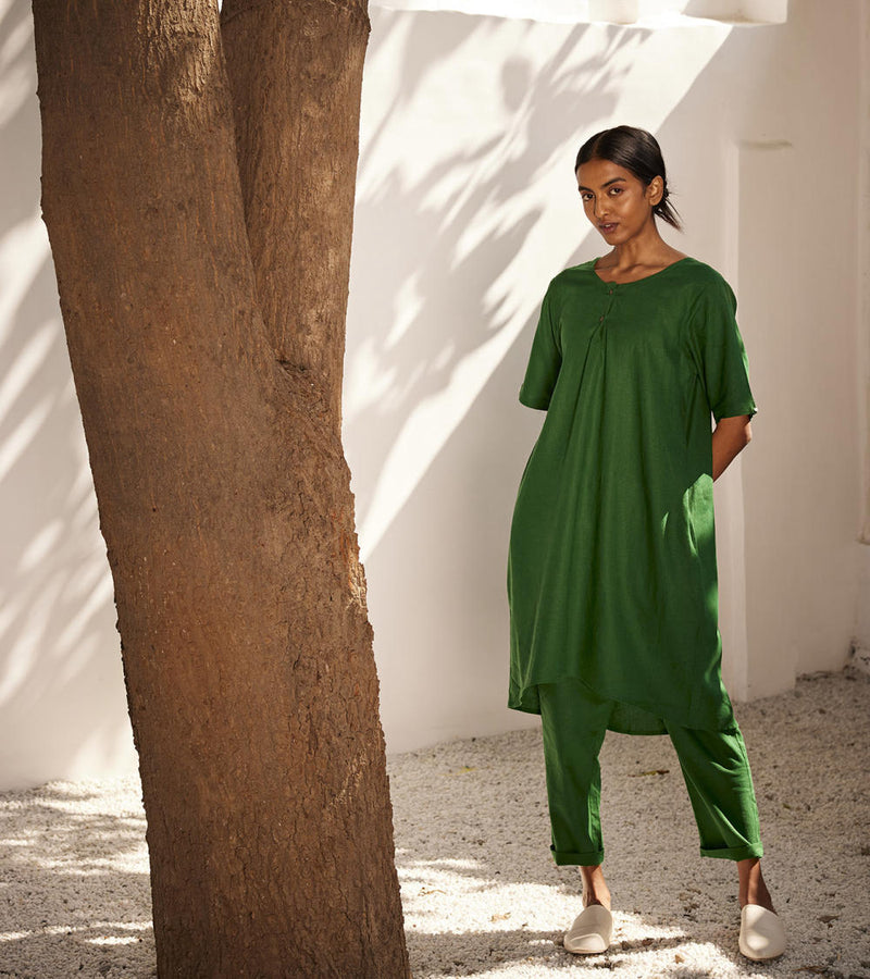 Engraved co-ord set Co-ord Set by Khara Kapas in green for women Worldwide