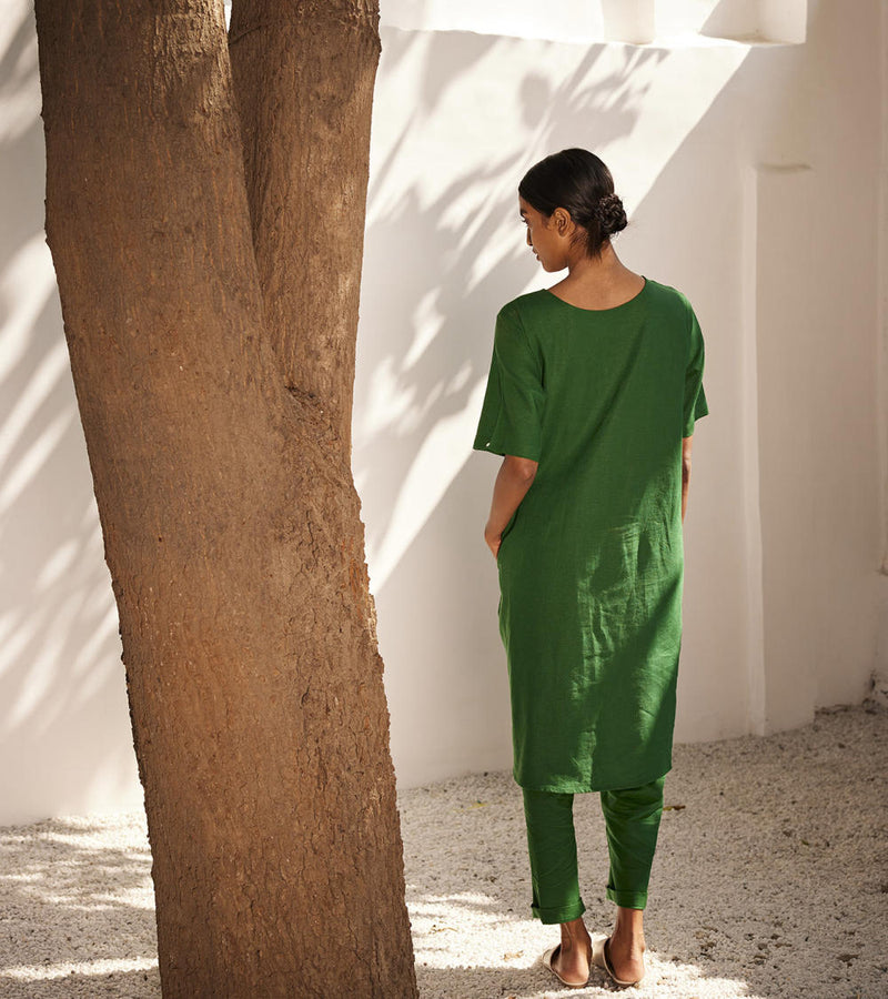 Engraved co-ord set Co-ord Set by Khara Kapas in green for women Worldwide