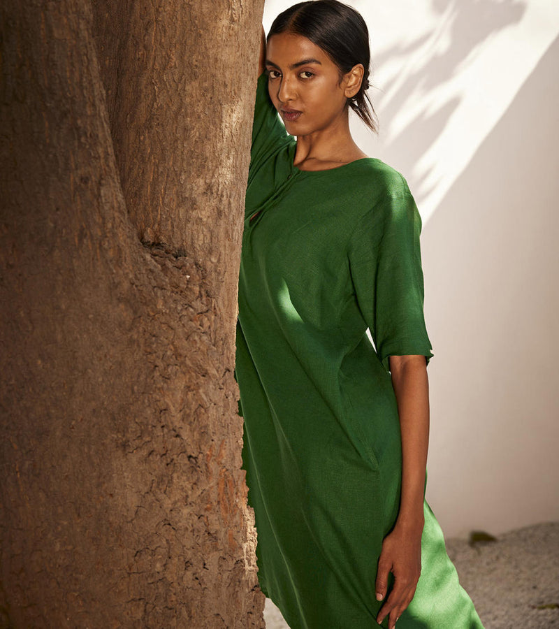 Engraved co-ord set Co-ord Set by Khara Kapas in green for women Worldwide