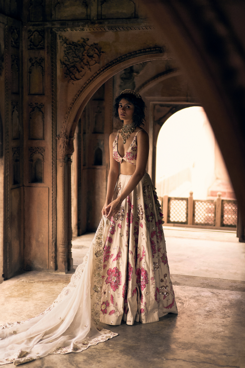PH-2454 
Lehenga 
Blouse 
Dupatta Set by Paulmi & Harsh for women Worldwide