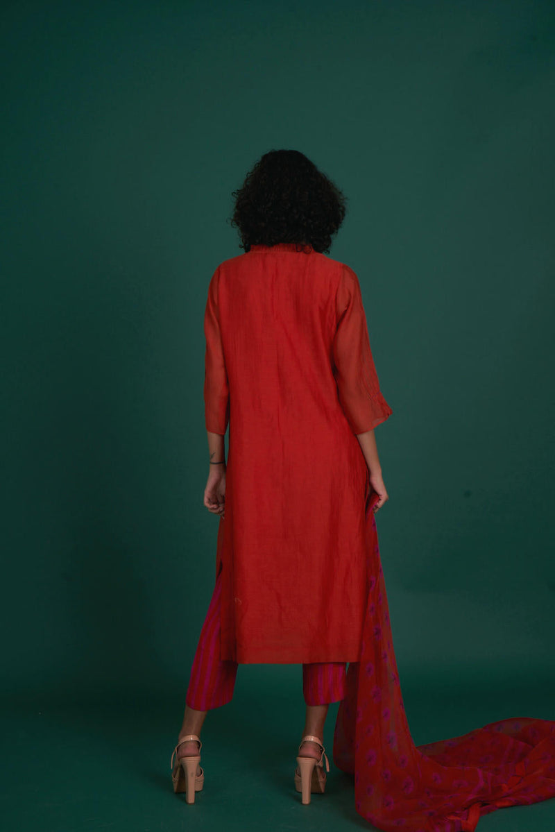 Orina mul cotton silk kurta set - red silk by Priti Prashant in red color for women Worldwide