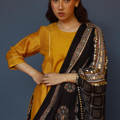 Aaram Kurta Set with Ajrakh Drape