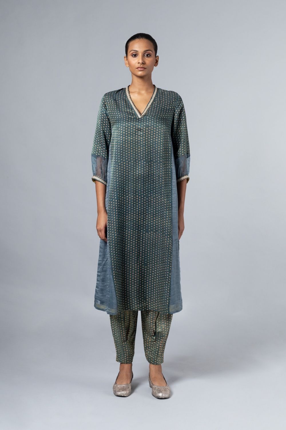 Darakhti Kurta